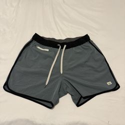Vuori Men’s Short Size M