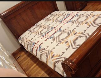 Bedroom set