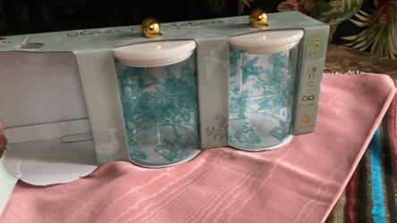 Glass canisters