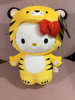 Hello Kitty Plushie
