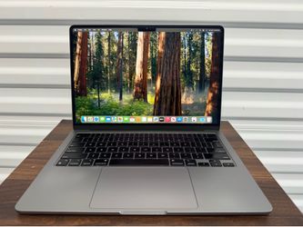 13” M2 MacBook Air 16gb 500gb storage