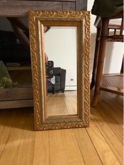 Vintage Gold Floral Wall Mirror