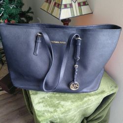 MK Bag Like New