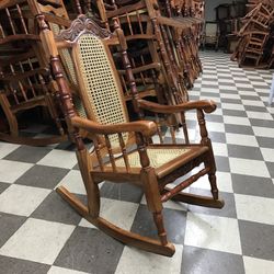 Rocking Chair 