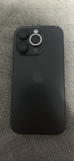 iPhone 16 titanium