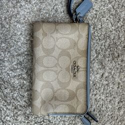 Coach Wristlet Wallet 