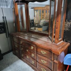 Solid Wood, 9 Drawer Dresser With Mirror And Side Shelves On Top