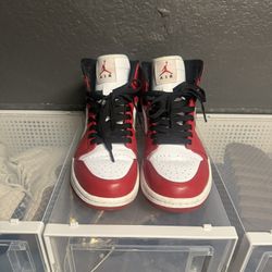 Jordan Chicago 1’s