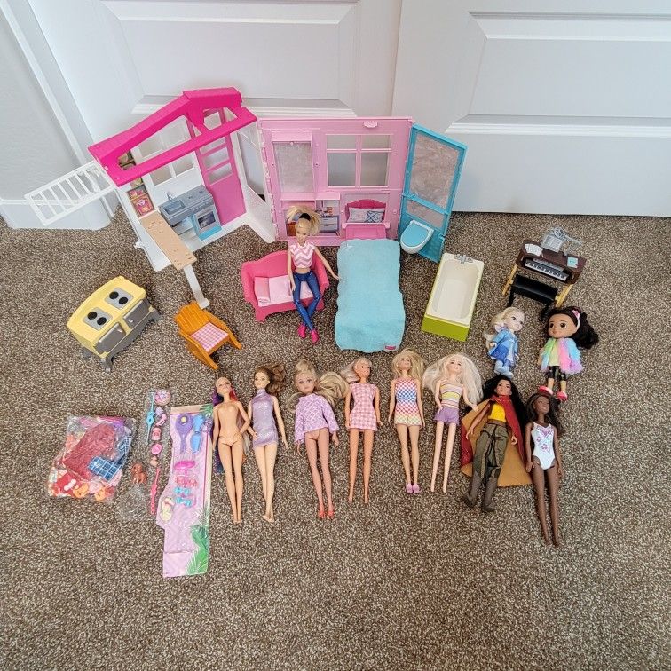 11 Barbies + Fold Up House, Furniture.. Large Lot