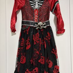 Girl’s Pirate Costume 