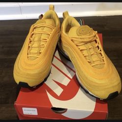 NIKE AIRMAX 97 SIZE 10.5