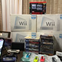 Video games Wii in box Wii loose black and white snes classic ps4 ps3 games gba console