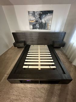 Twin - with side post