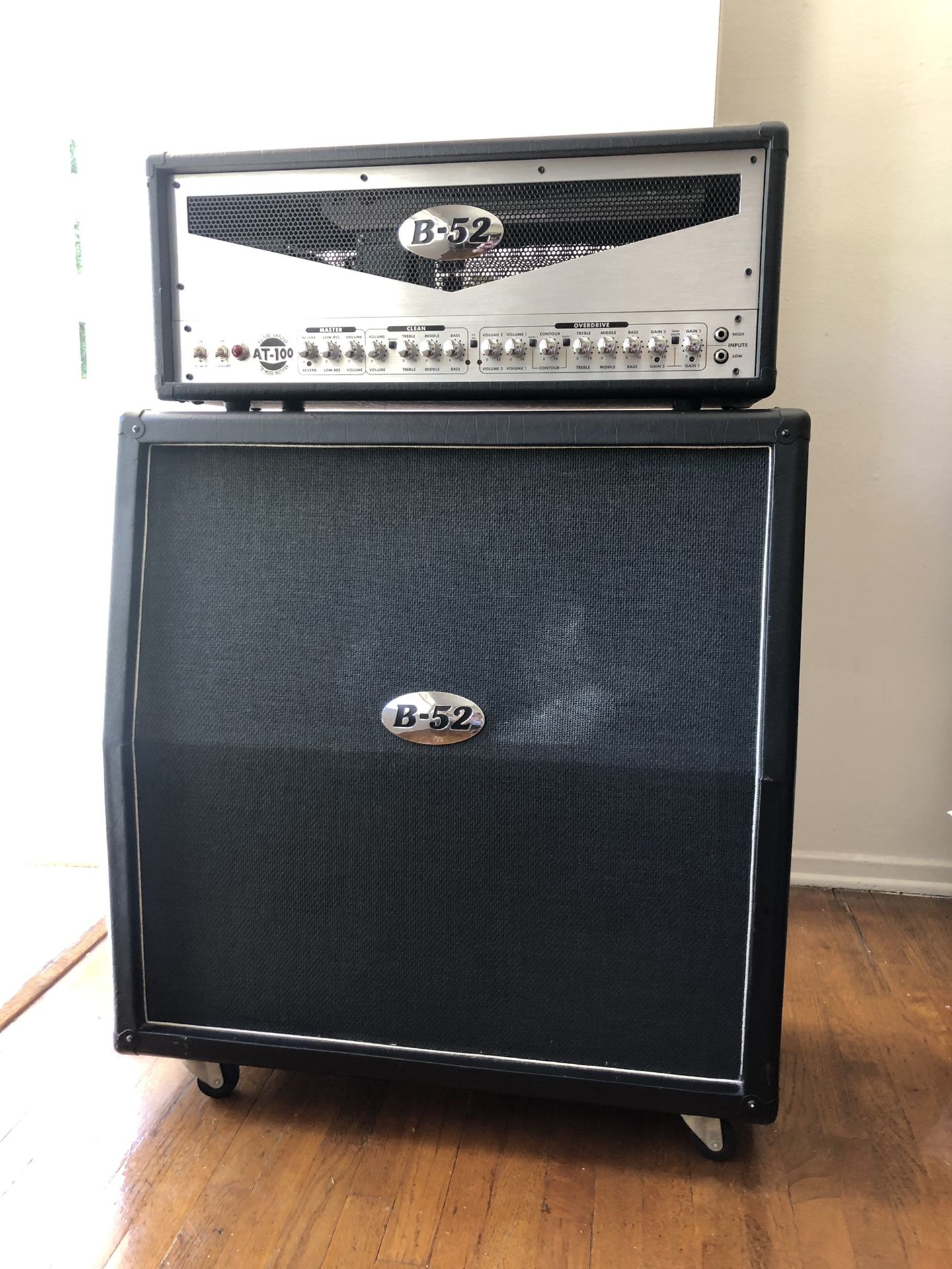 B52 AT100 4x12” Guitar Amp HalfStack for Sale in Santa Monica, CA