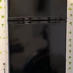 Medium  Size Refrigerator 