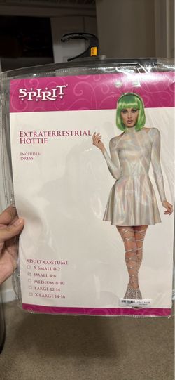 Women’s alien costume