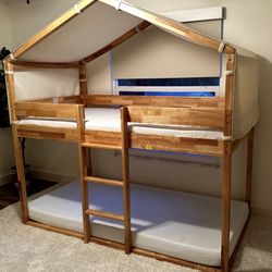 Kids Twin Bunk Beds 