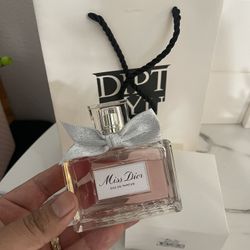 Miss Dior EDP Bottle Tester New 3.4oz Perfect Gift 🎁🎄❄️💝👌