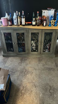 Entry console