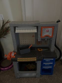Step2 Deluxe Workshop- Kids Work Bench Table Toy