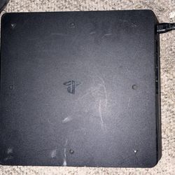 playstation 4 slim 