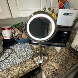 Intertek Make up light / stainless steal ,  5 x Magnifying