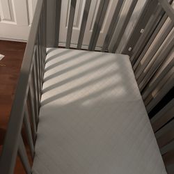 Cuna/ Crib