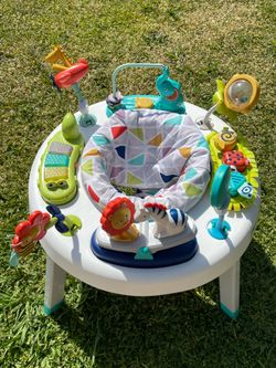 Fisher Price Sit to Stand Baby 360 Seat Activity Center Toddler Play Table Music Piano