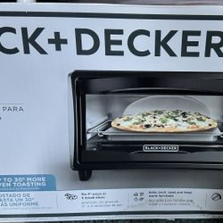 Black + Decker 4 Slice Toaster Oven New