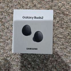 Samsung Galaxy Buds 2. 