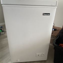 NEW DEEP FREEZER