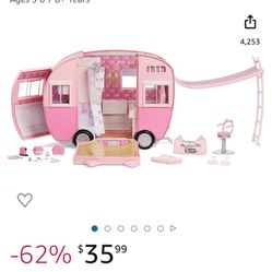 Na! Na! Na! Surprise Kitty-Cat Camper Playset, Pink Toy Car Vehicle for Fashion Dolls with Cat Ears & Tail, Opens to 3 Feet Wide for 360 Play, 7 Areas