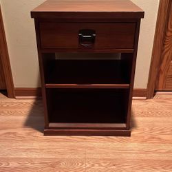 Solid Wood End Table 