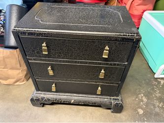 Vintage  Lane Ming Style 3-Drawer Campaign Chest – Chinoiserie Black Crackle with brass side handles