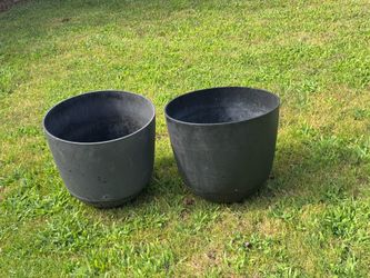Two larger 20” garden pots