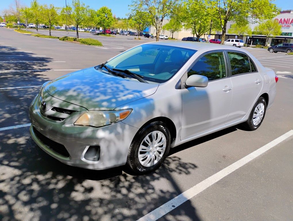 2012 Toyota Corolla Le