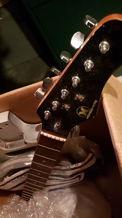 Lot of guitar stuff