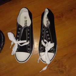 Size 8 chucks