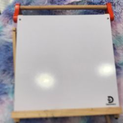 Discovery Kids Desktop/ Tabletop Easel