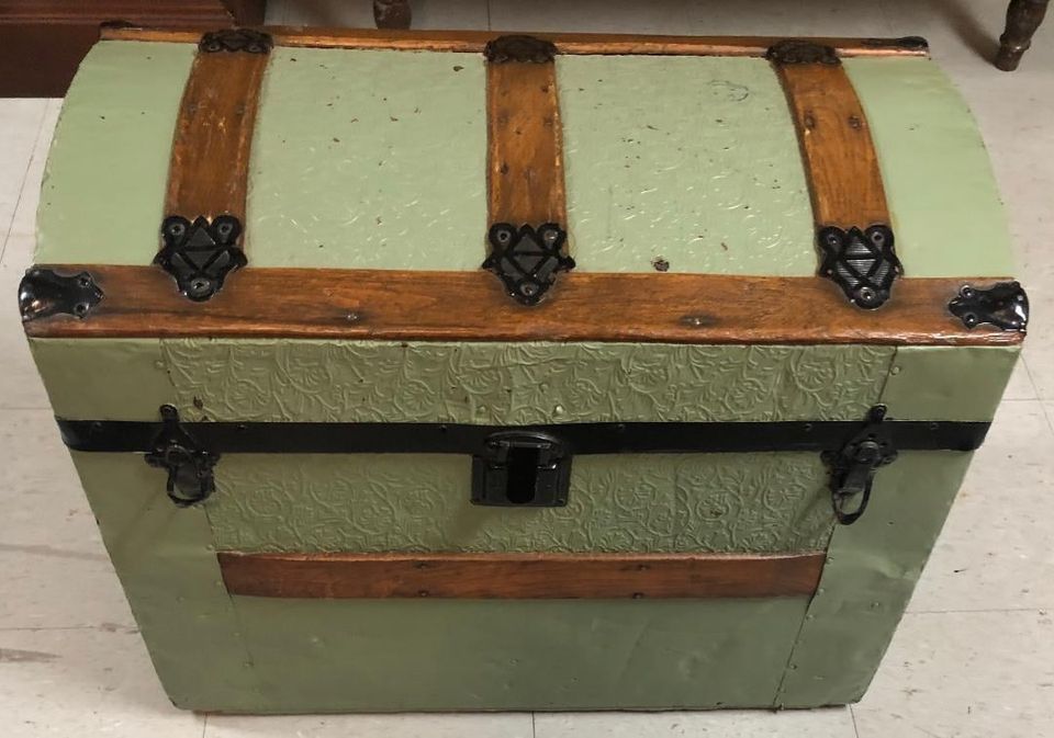 Vintage Trunk