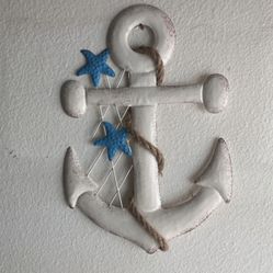 Anchor Wallpiece Replicates Pacific Ocean Vibes