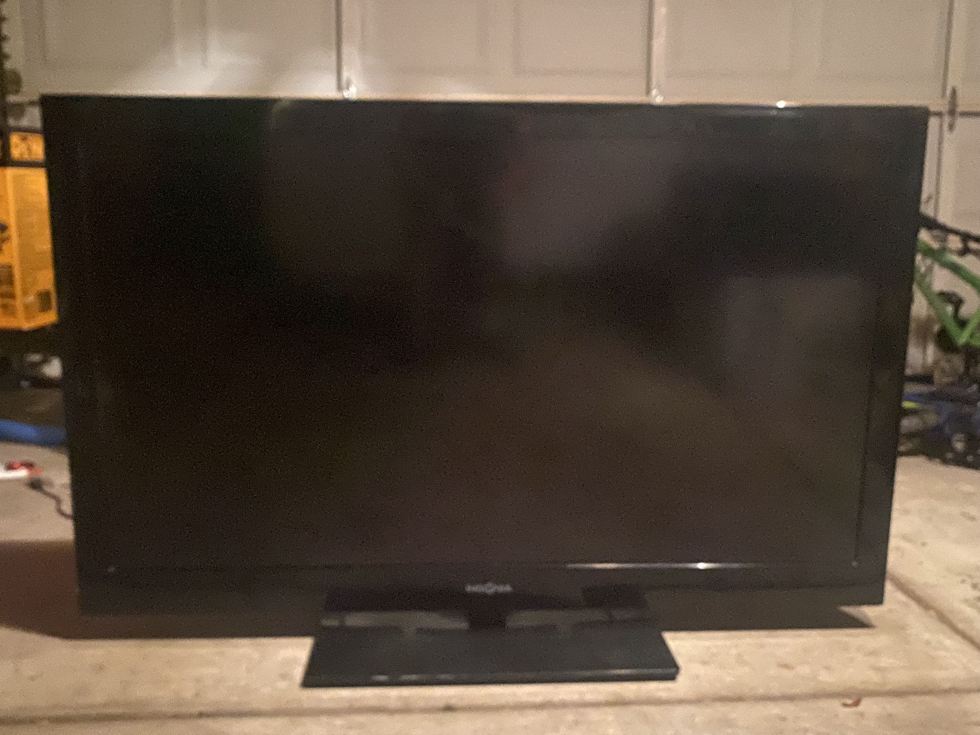52’ Insignia TV Text (contact info removed)