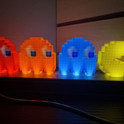 Pac-Man Led Light up  Display Gaming Decor