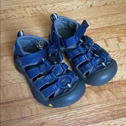 KEEN Navy Blue Sandals Flats Shoes waterproof toddlerlittle  kids Childrens size 9