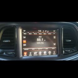 Dodge 8.4 U Connect Headunit Charger Challenger Radio 