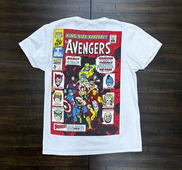 Marvel Comics Avengers White T-Shirt – Youth Small