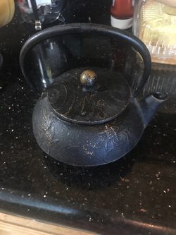 Cast iron tea pot