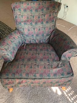 Accent chair for living room