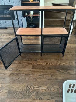 Table console with storage