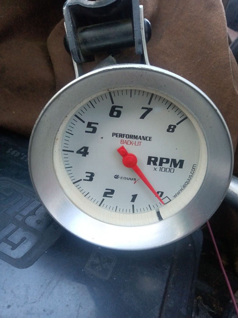 Equis Performance Back-lit 1000 RPM Tach